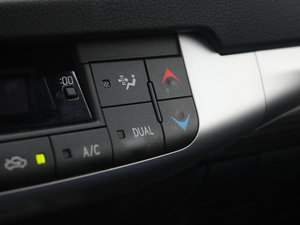 2012200h F Sport  п؅^