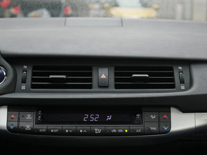 2012200h F Sport  {L