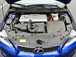 2012款200h F Sport  发动机