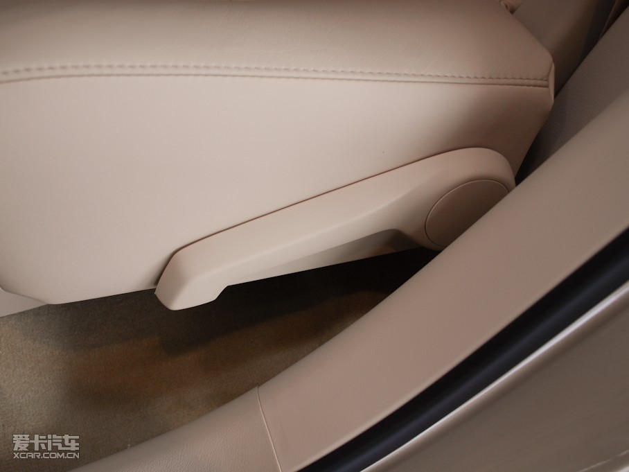 2010���׿��_˹RX 350 ���Ű�