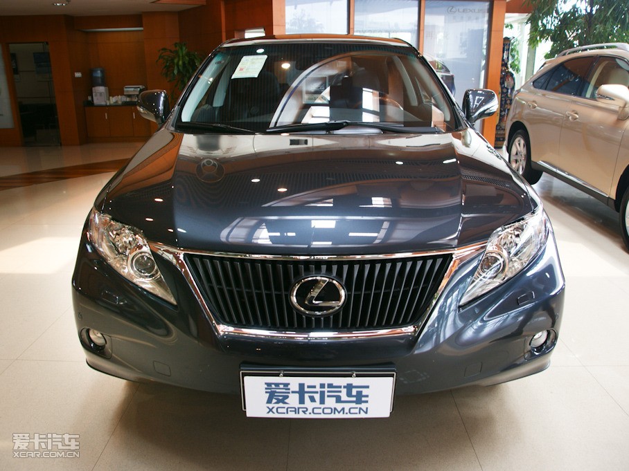 2010���׿��_˹RX 350 ���F��