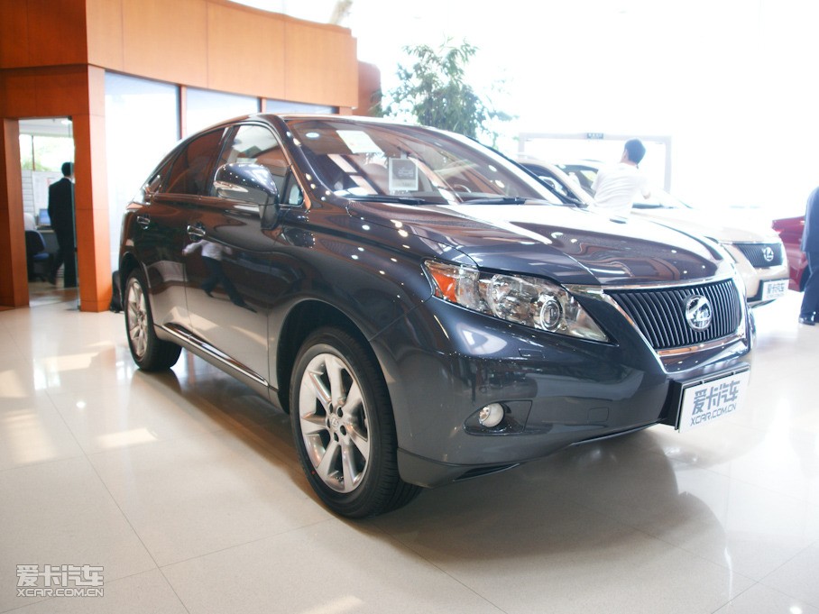 2010���׿��_˹RX 350 ���F��