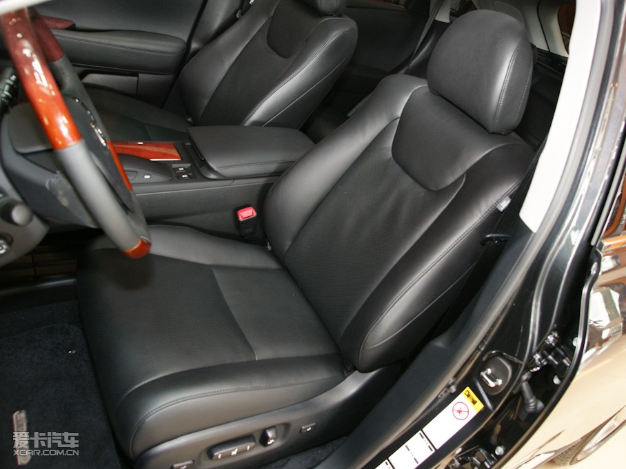 2010���׿��_˹RX 350 ���F��