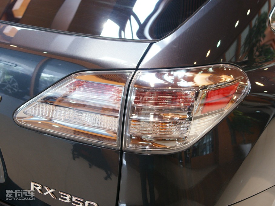 2010���׿��_˹RX 350 ���F��