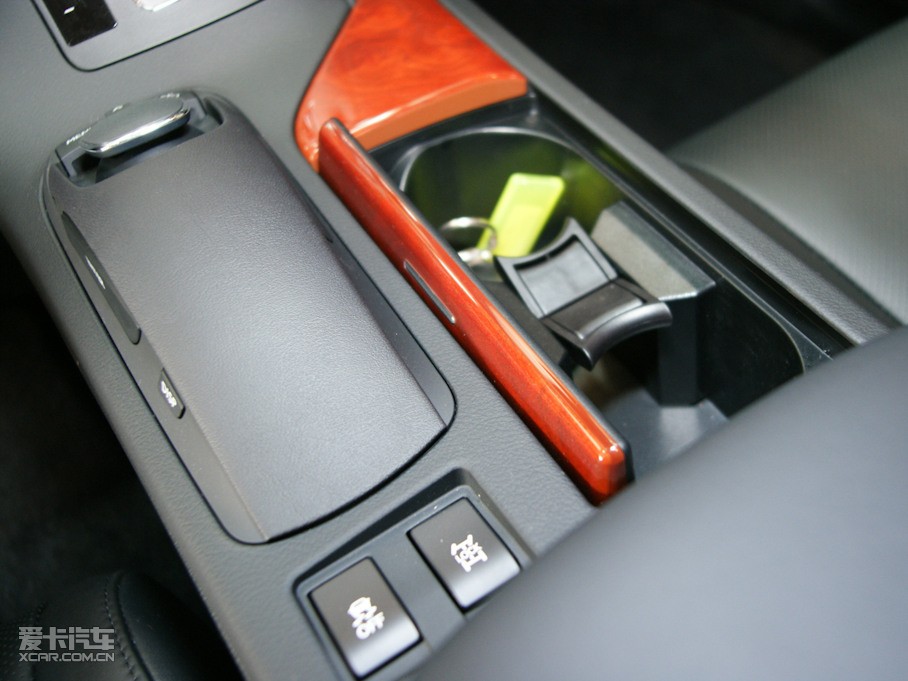 2010���׿��_˹RX 350 ���F��