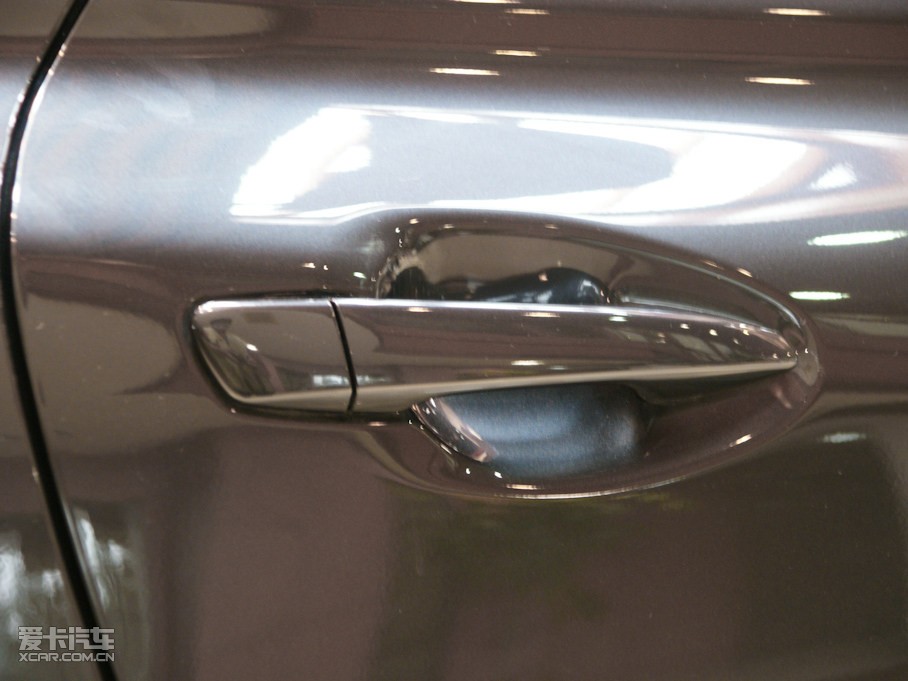 2010���׿��_˹RX 350 ���F��