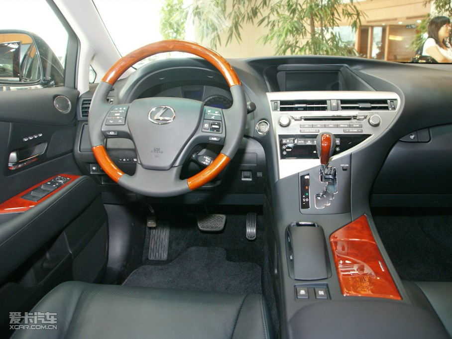 2010���׿��_˹RX 350 ���F��