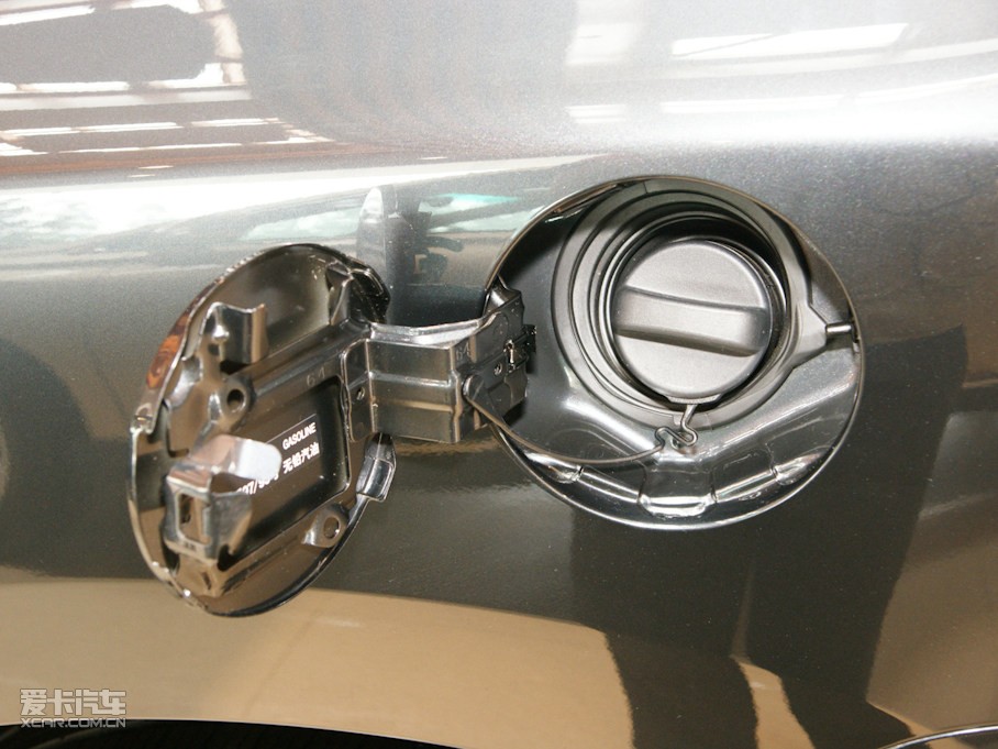 2010���׿��_˹RX 350 ���F��