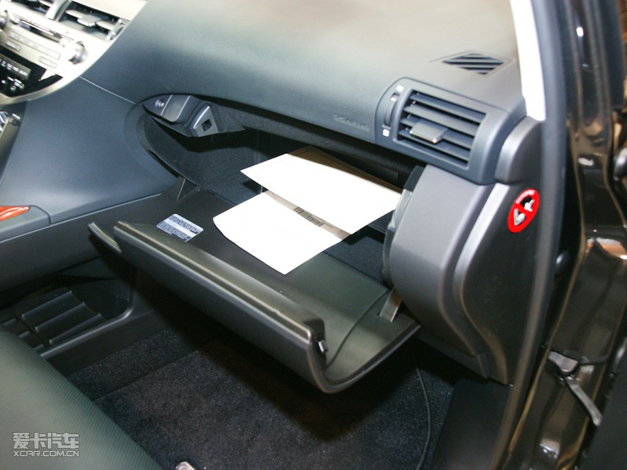 2010���׿��_˹RX 350 ���F��