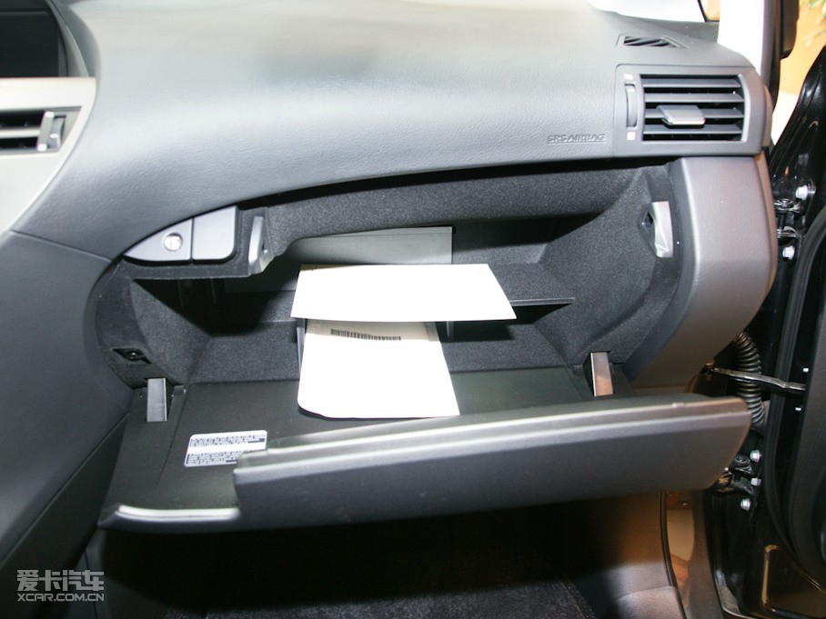 2010���׿��_˹RX 350 ���F��