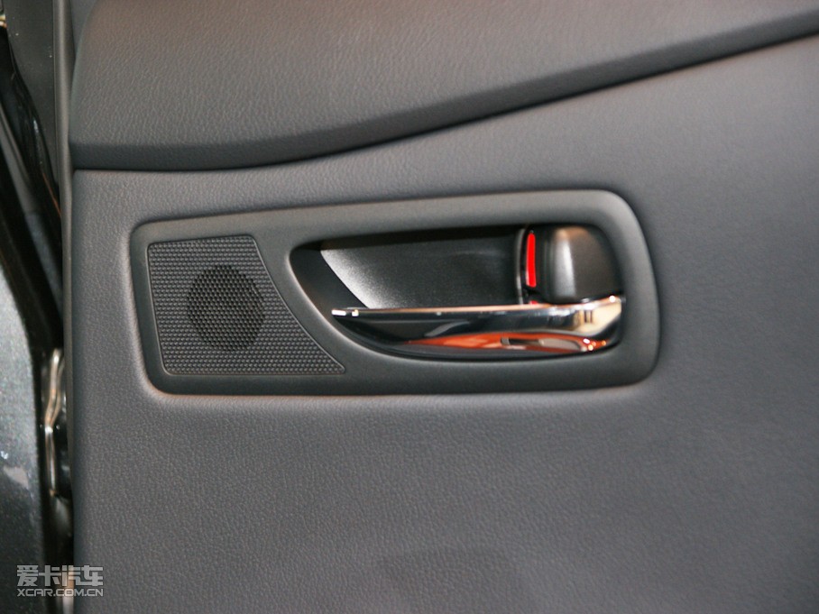 2010���׿��_˹RX 350 ���F��