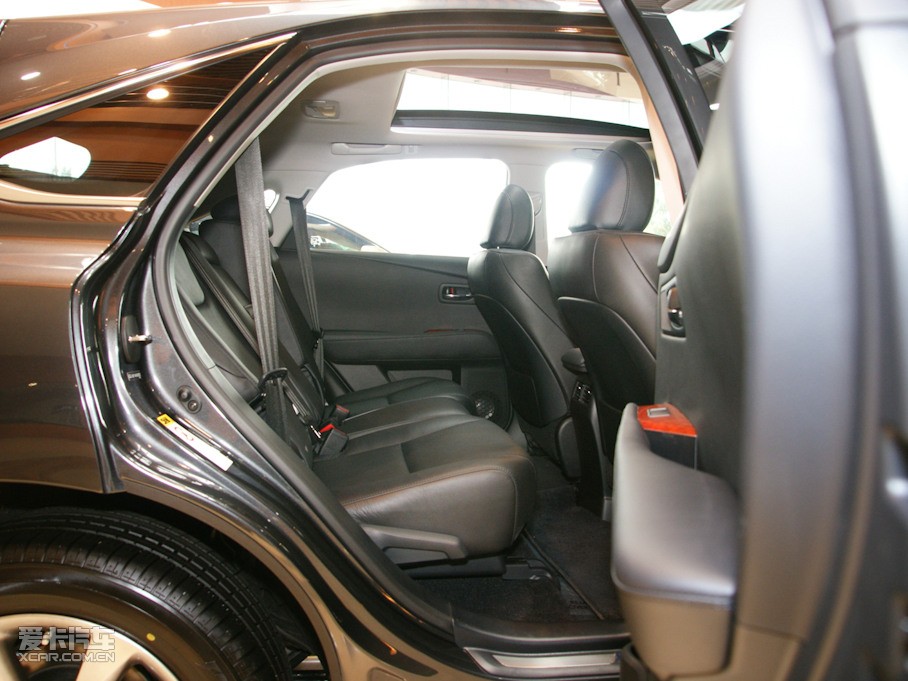 2010���׿��_˹RX 350 ���F��