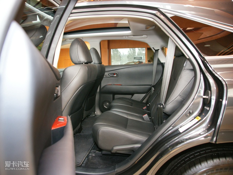 2010���׿��_˹RX 350 ���F��