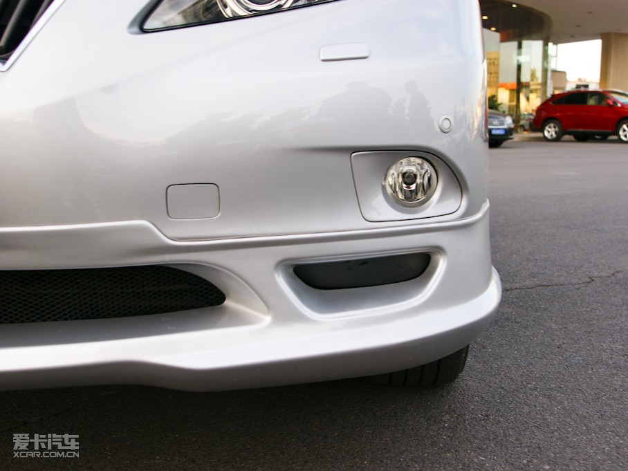 2010���׿��_˹RX 350 ���F��