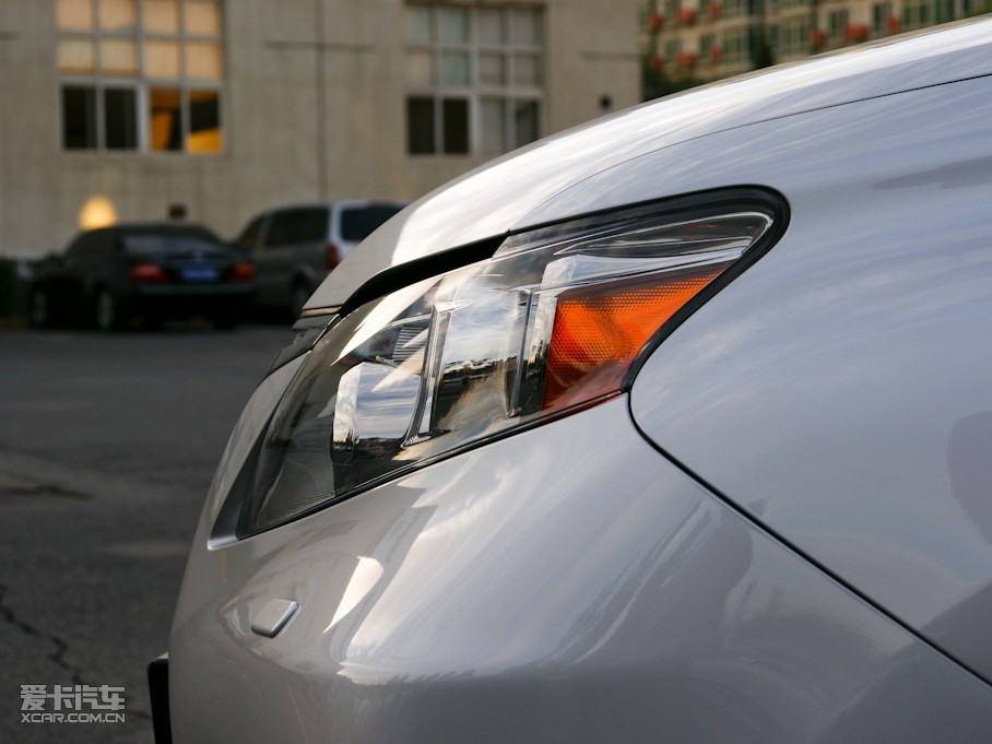 2010���׿��_˹RX 350 ���F��