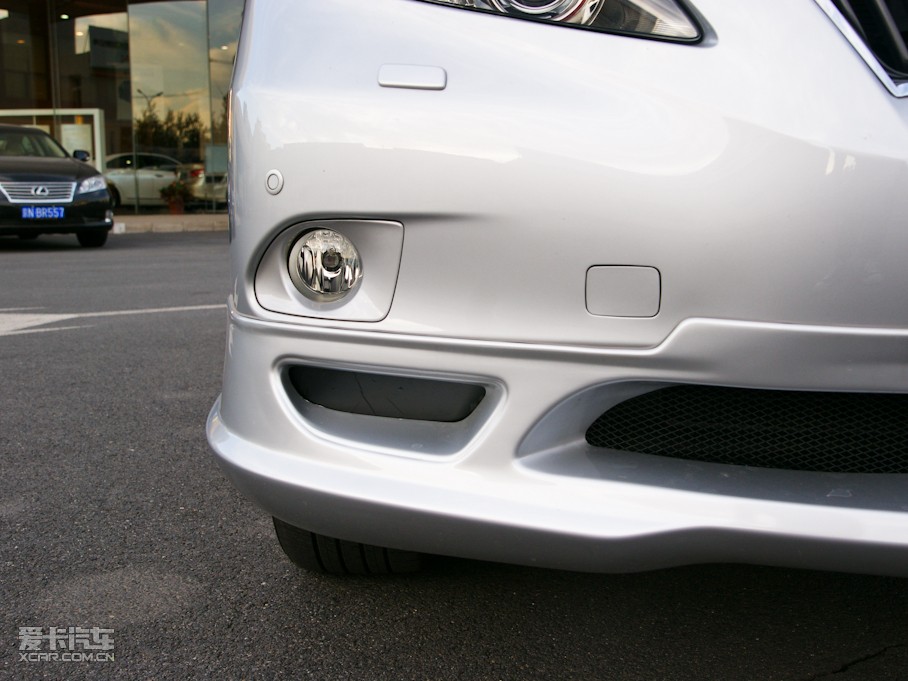 2010���׿��_˹RX 350 ���F��