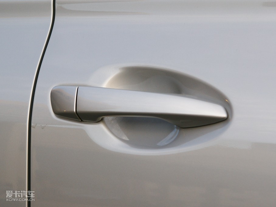 2010���׿��_˹RX 350 ���F��