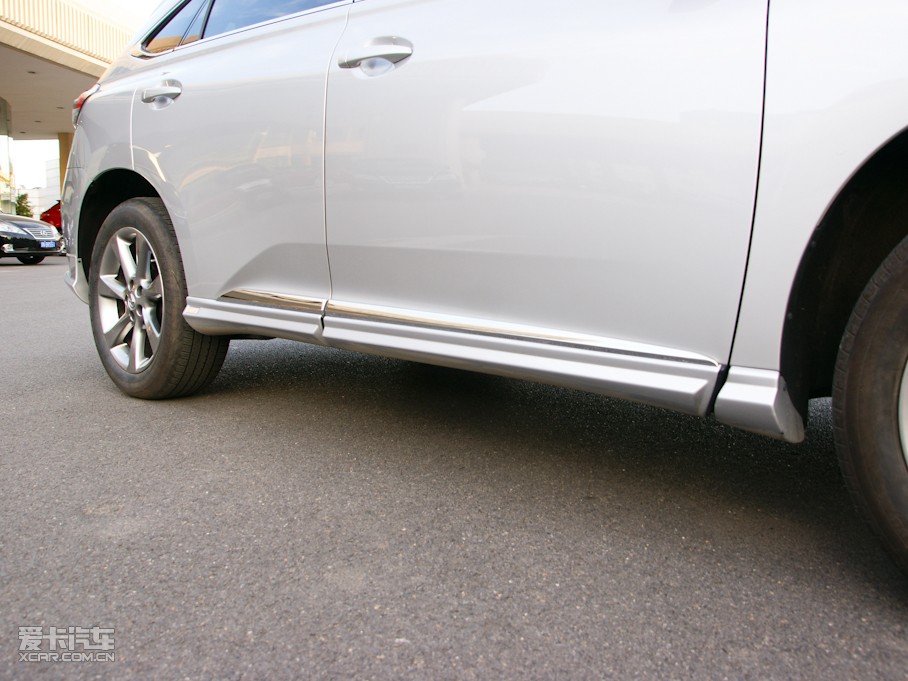 2010���׿��_˹RX 350 ���F��