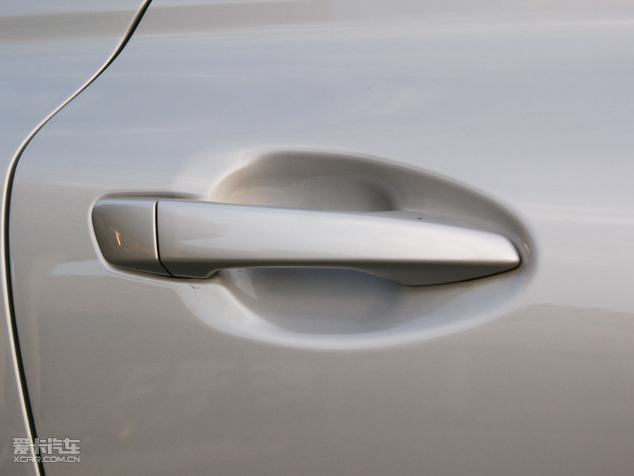 2010���׿��_˹RX 350 ���F��