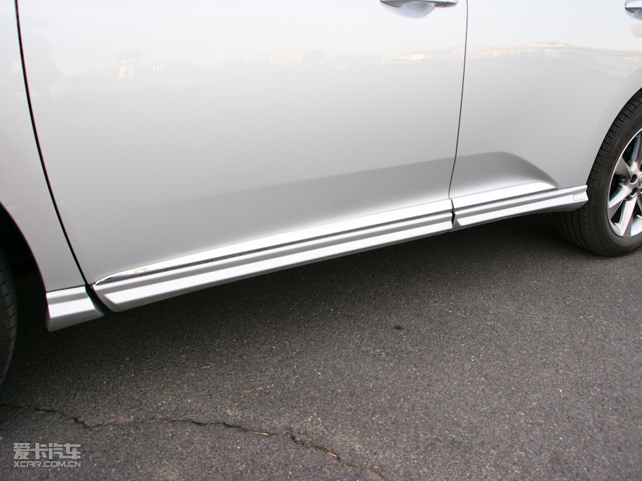 2010���׿��_˹RX 350 ���F��