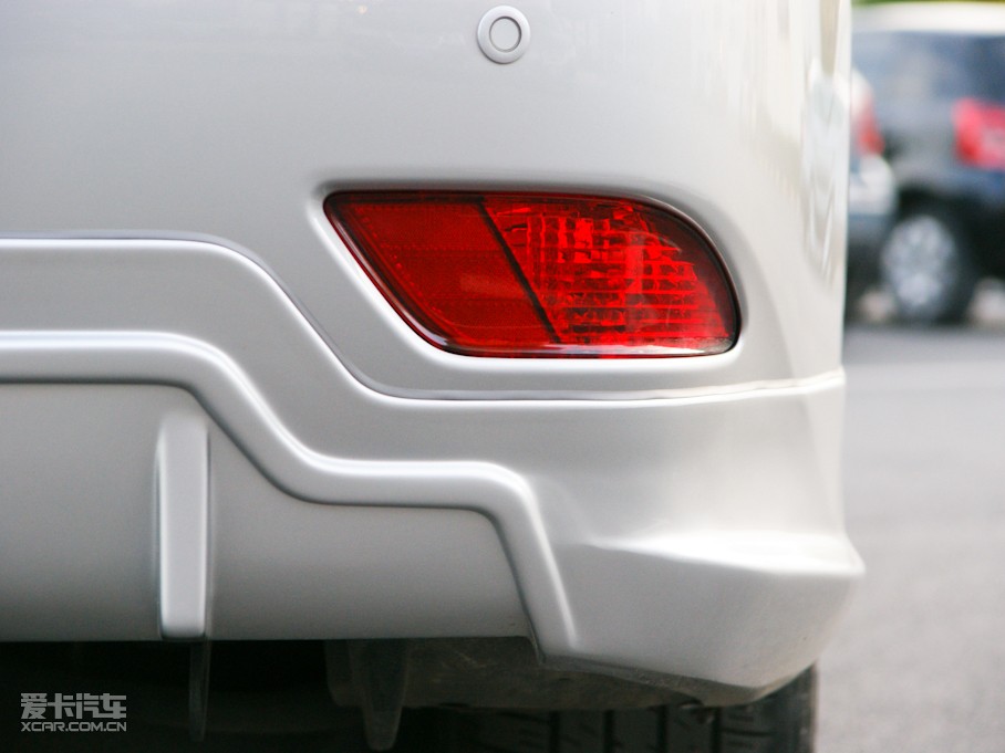 2010���׿��_˹RX 350 ���F��