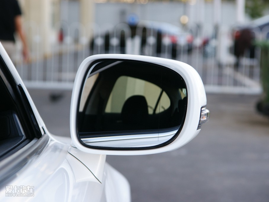 2011׿_˹IS 250 \(yn)(dng)