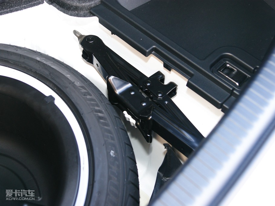 2011׿_˹IS 250 \(yn)Ӱ