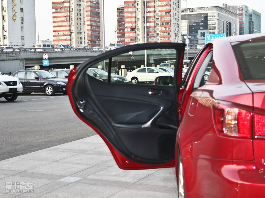 2011׿_˹IS 250 ńӰ