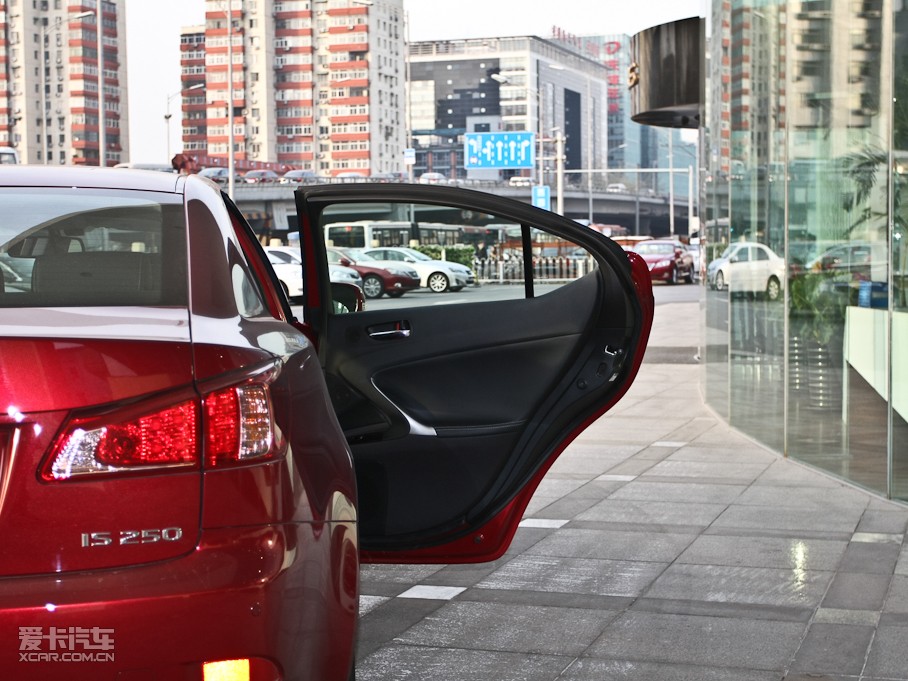 2011׿_˹IS 250 ńӰ