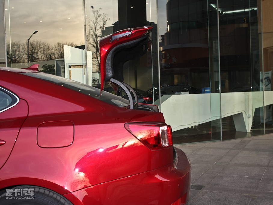 2011׿_˹IS 250 ńӰ