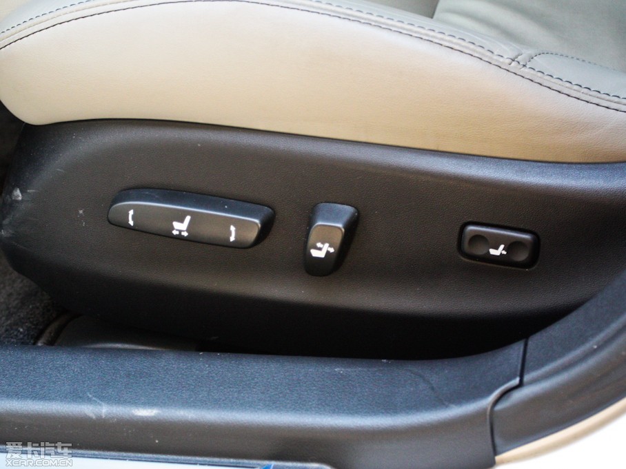 2011׿_˹IS 250 ńӰ