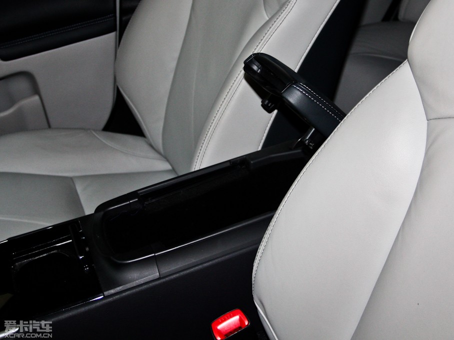 2011׿_˹IS 250 ńӰ