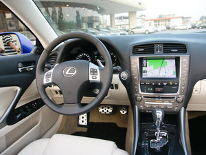 2011款250C 中控区