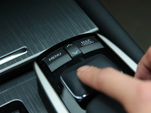 2012350 F SPORT п؅^(q)