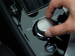 2012350 F SPORT п؅^