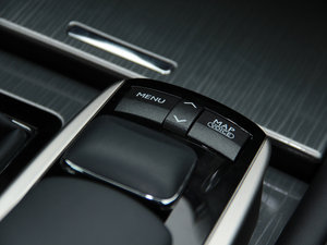 2012350 F SPORT п؅^