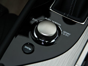 2012350 F SPORT п؅^