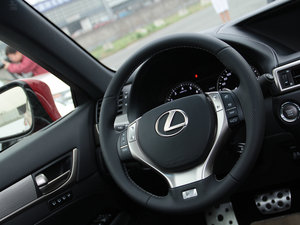 2012350 F SPORT п؅^