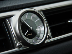 2012350 F SPORT п؅^