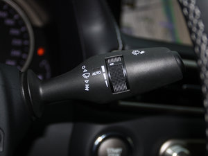 2012250 F SPORT п؅^