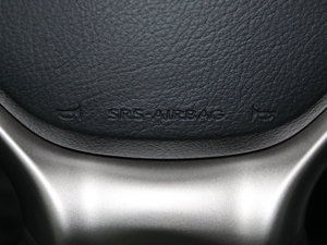 2012250 F SPORT п؅^