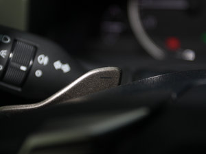 2012250 F SPORT п؅^