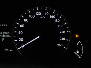 2012250 F SPORT п؅^