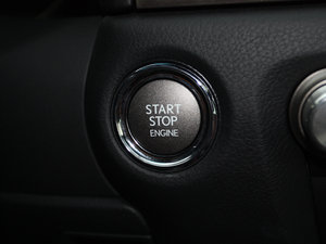 2012250 F SPORT п؅^