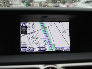 2012250 F SPORT п؅^