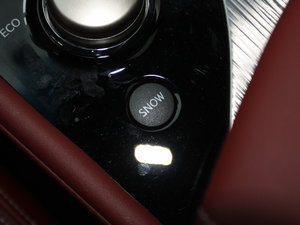 2012250 F SPORT п؅^