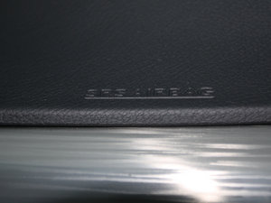 2012250 F SPORT п؅^