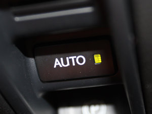 2012250 F SPORT п؅^