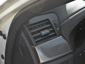 2012250 F SPORT п؅^