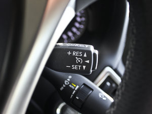 2012250 F SPORT п؅^